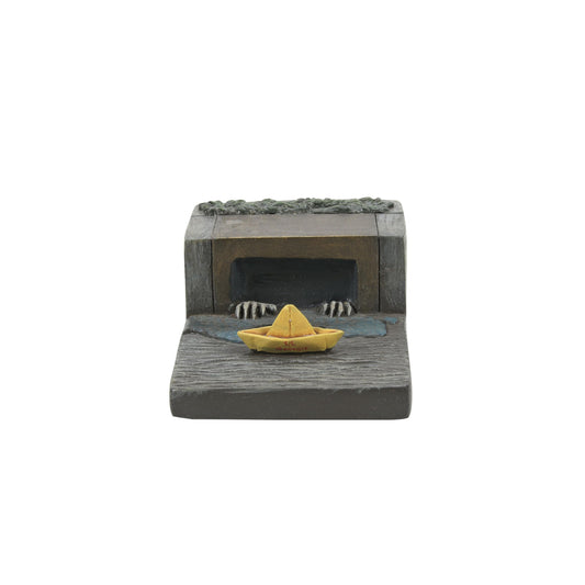 Department 56 Snow Village Accessories Halloween IT Chapter Two Pennywise and The S.S. Georgie Figurine Set, Standard, Multicolor