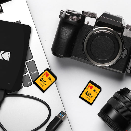 Kodak 32 GB Class 10 UHS-I U1 SDHC/XC Premium Performance Memory Card, for Full HD Video Recording and High-Resolution Pictures, Compatible with All Devices Supporting SDHC and SDXC Standards 🍁 All In One Marketplace Canada