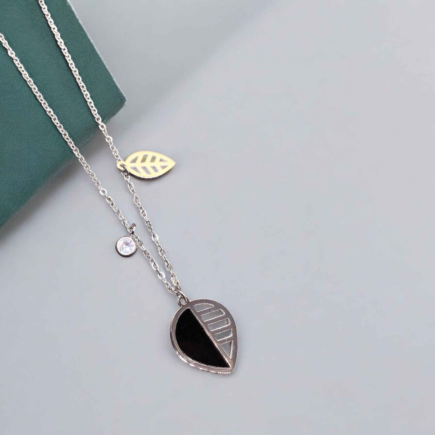 Leaf Stainless Steel Necklace Pendants With Long Chain