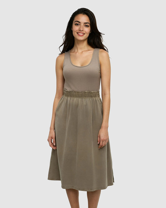 Kleid aus Steinen
