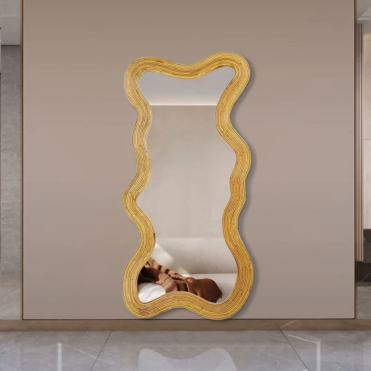 Moniwa Mirror