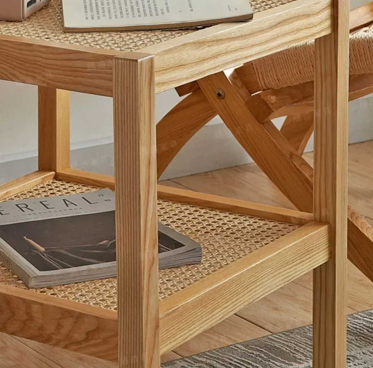 Akana Side Table