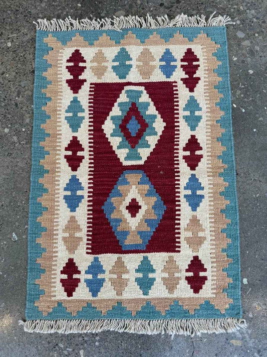 Persian Shiraz Kilim Rug | 2' x 2' 11"