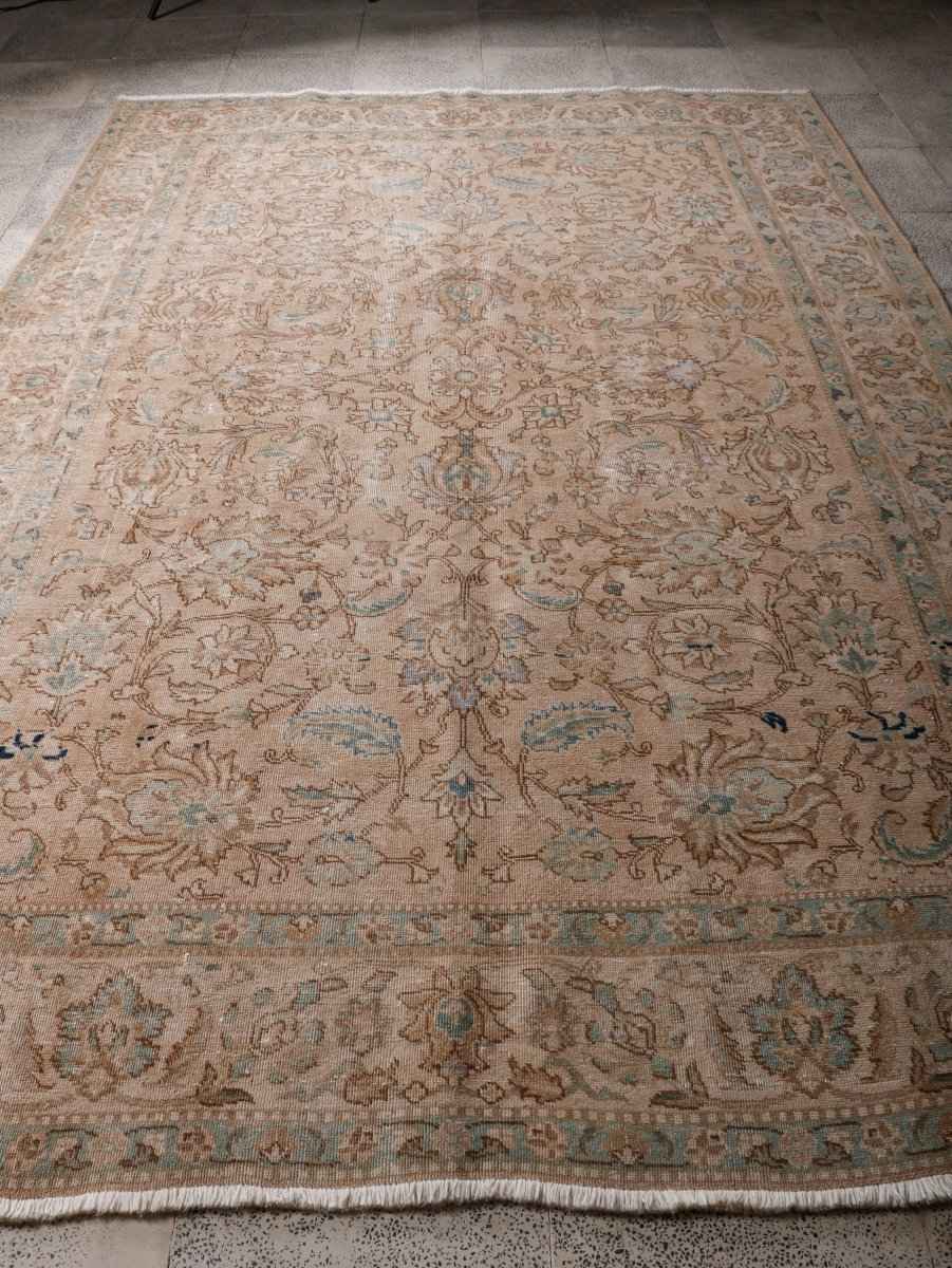 Persian Tabriz Rug | 6' 11” x 10' 1"