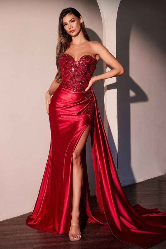Strapless flattering silhouette dress