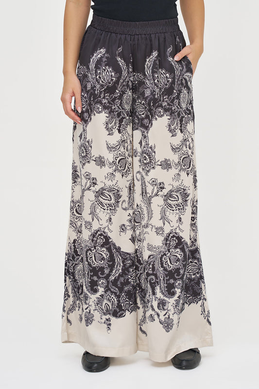 Women's Woven Placement Printed Pull-On Wide Leg Pant, with Side Seam Pockets