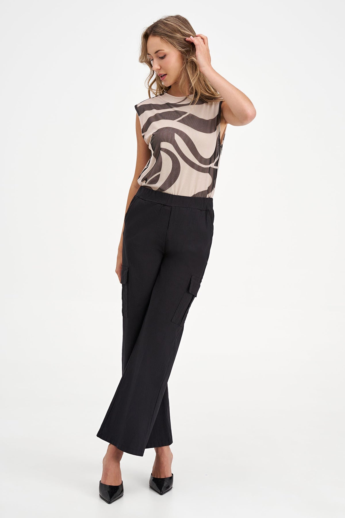 Women's Knit Sleeveless Top