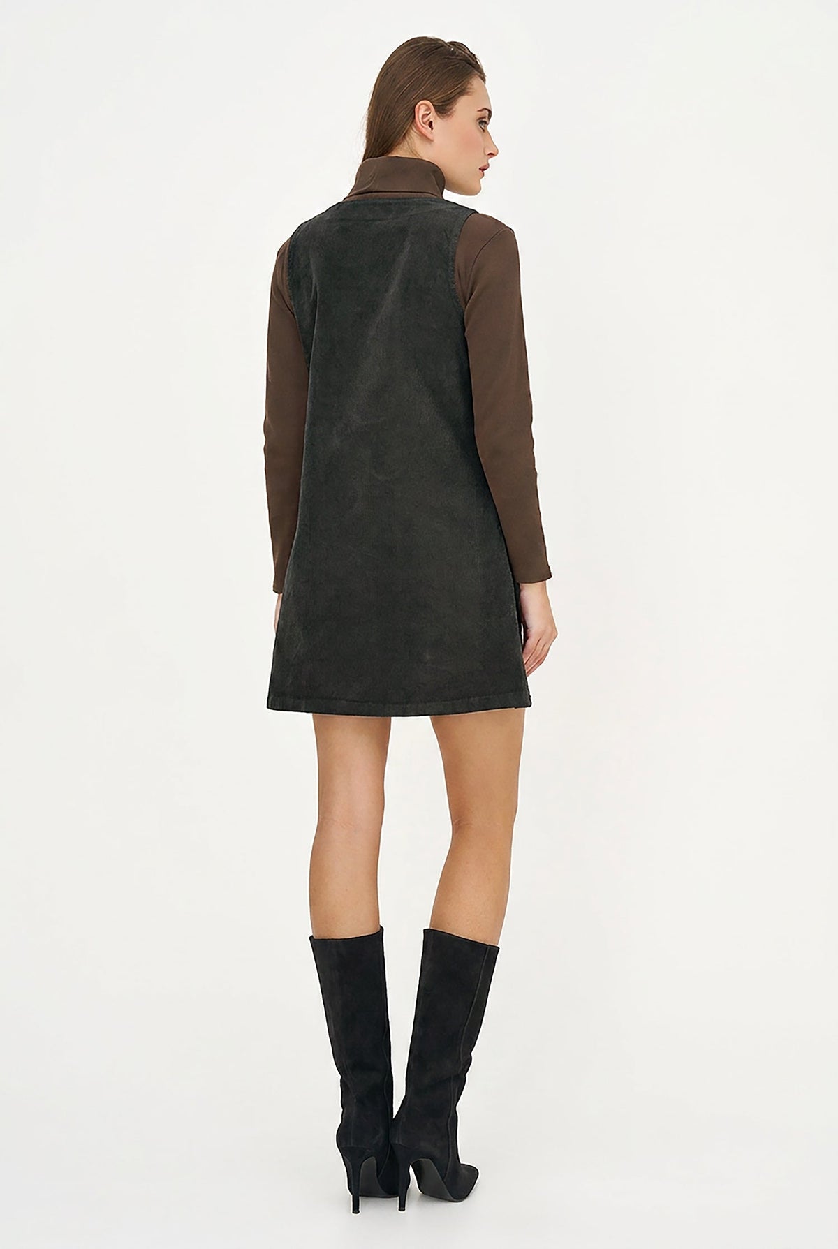 Women's Corduroy Sleeveless V-Neck Dress with Patch Pockets