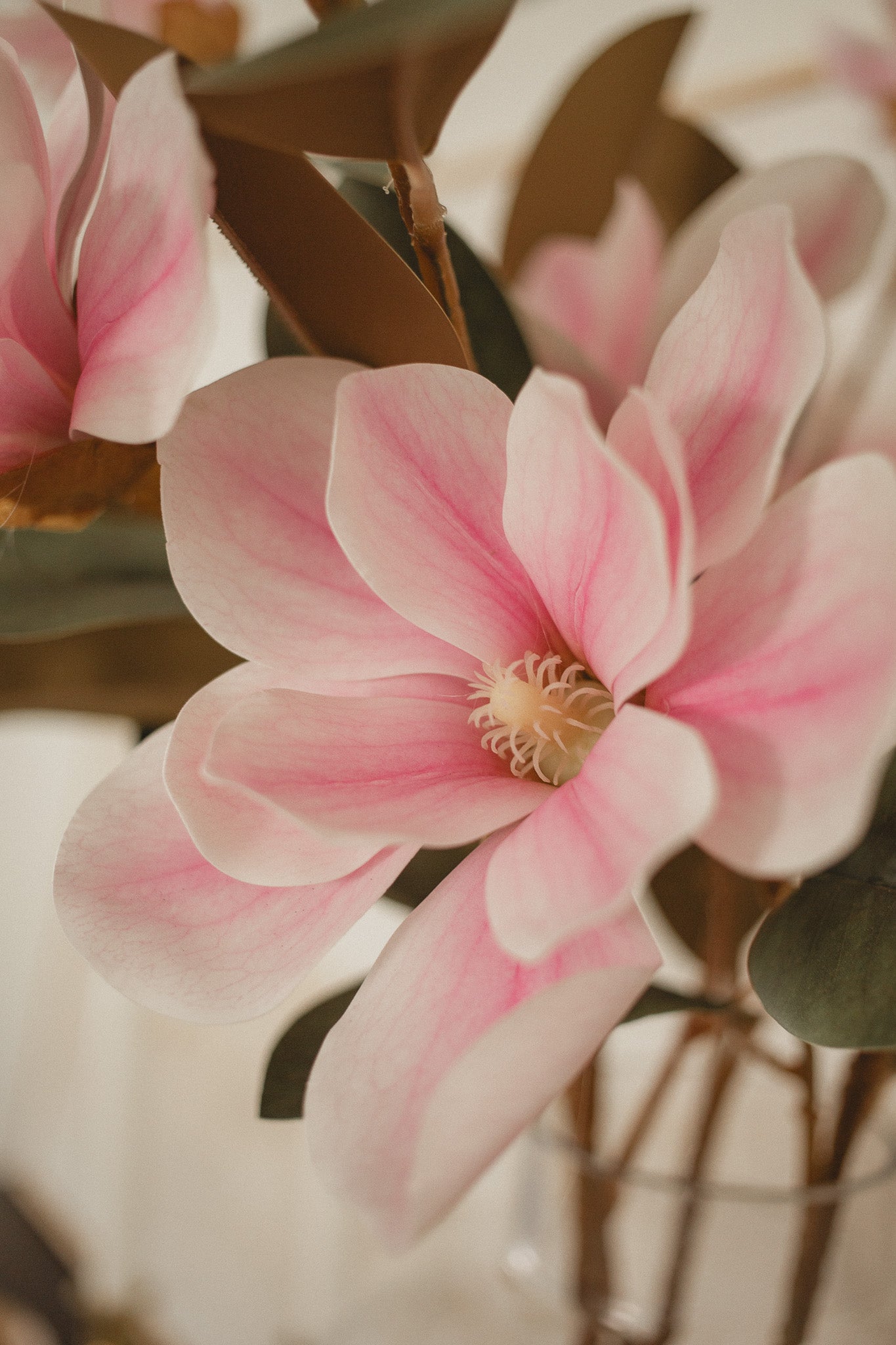 Real Touch Magnolia