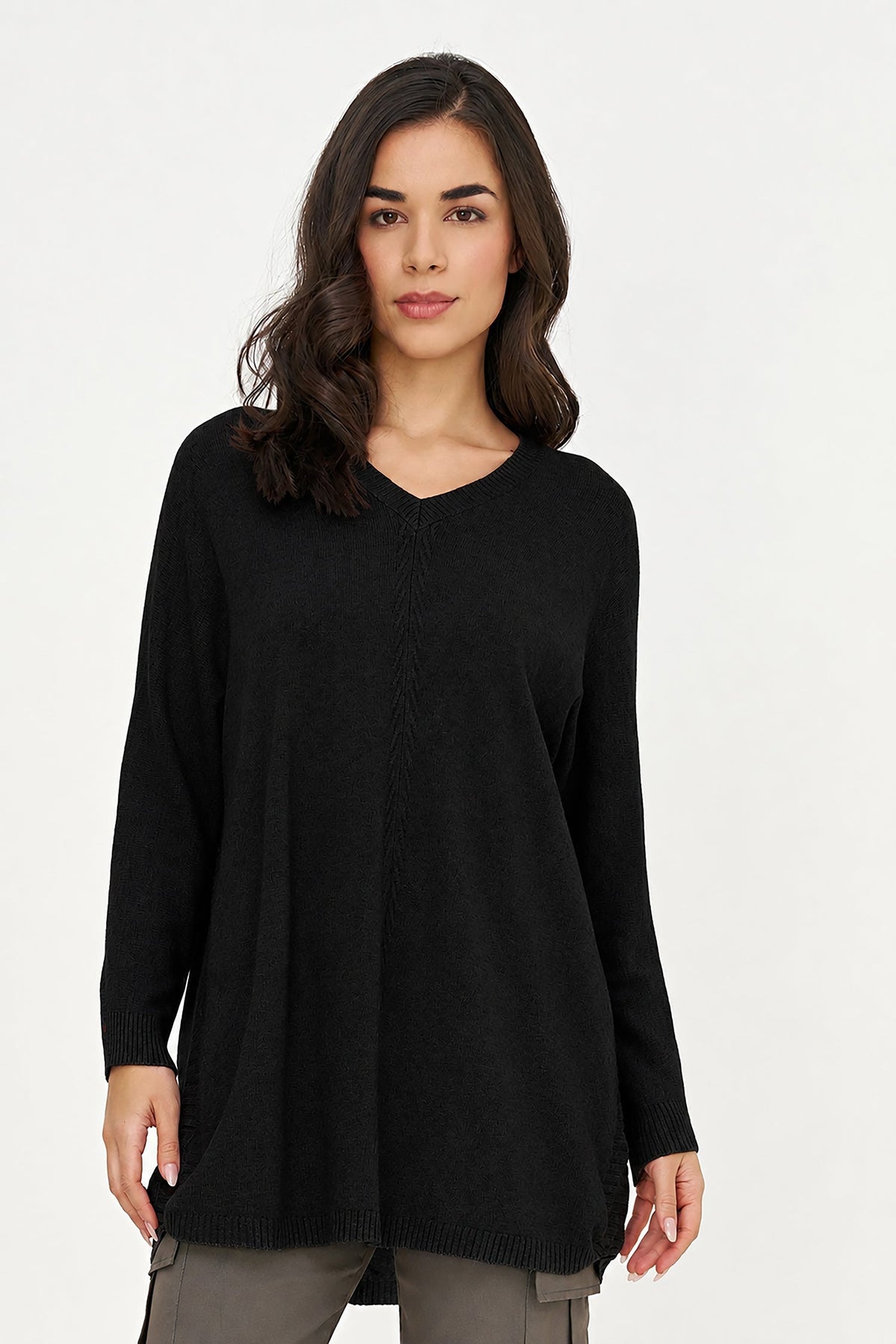 Women's Knit V-Neck Tunic Sweater with Long Sleeves