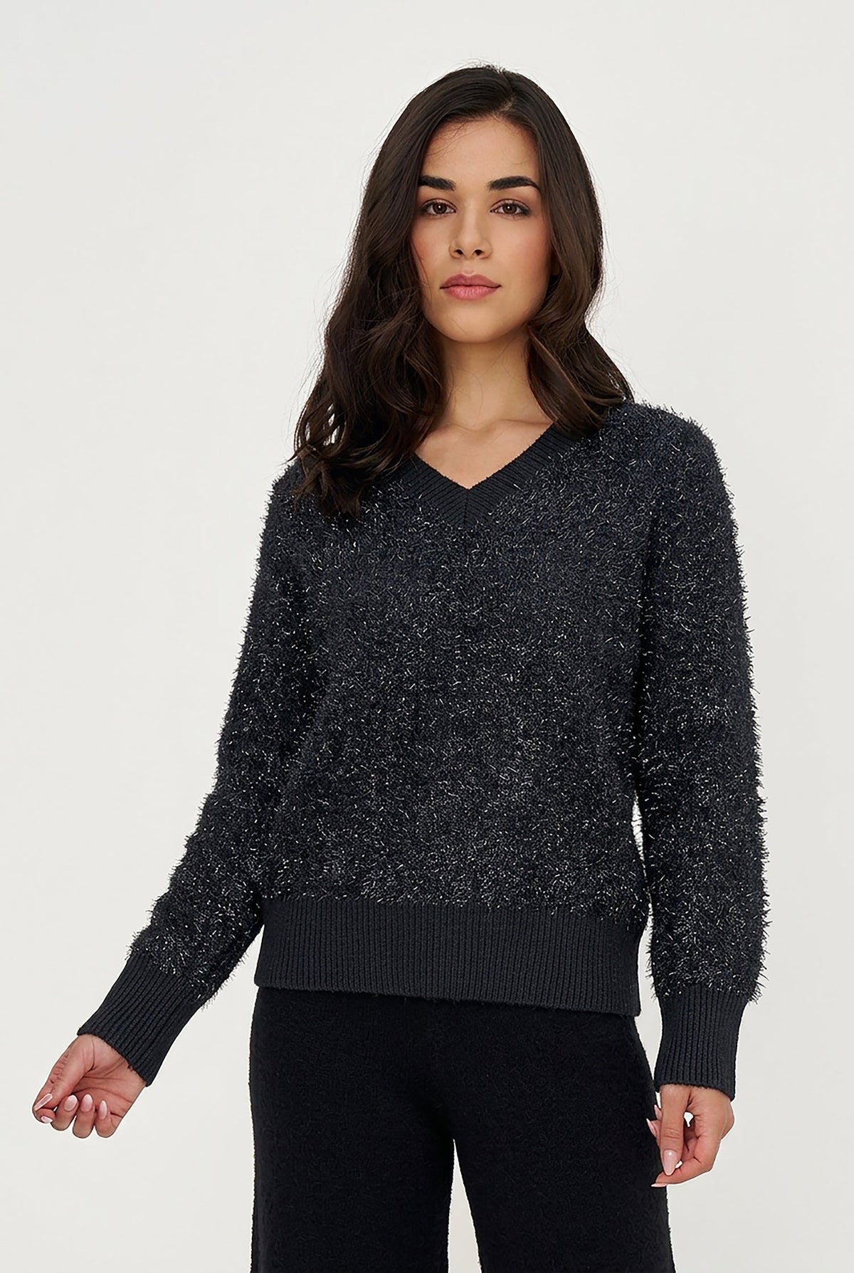 Women's Tinsel-Knit V-Neck Sweater with Long Sleeves