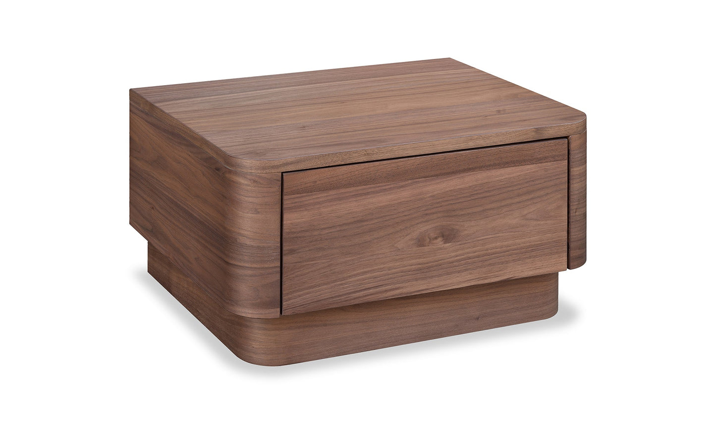 Alfred Round Bedroom Set