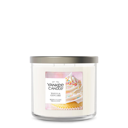 Yankee Candle 3 Wick Candle Jar, Scented Candle with up to 40 Hours of Burn Time, Premium Plant Wax Blend for Consistent Long Lasting Scent from First to Last Burn, Vanilla Cupcake 🍁 All In One Marketplace Canada