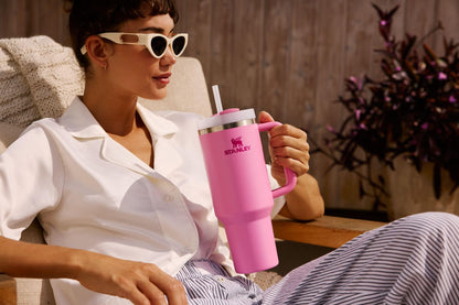 STANLEY Quencher H2.0 Tumbler with Handle and Straw 30 oz | Flowstate 3-Position Lid | Cup Holder Compatible for Travel | Insulated Stainless Steel Cup | BPA-Free | Goldenrod Coral 🍁 All In One Marketplace Canada