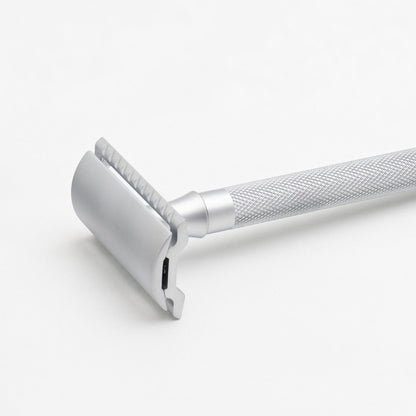 Merkur 3-Piece DE Safety Razor, Closed Comb, Knurled Extra Long Handle, Matte Chrome
