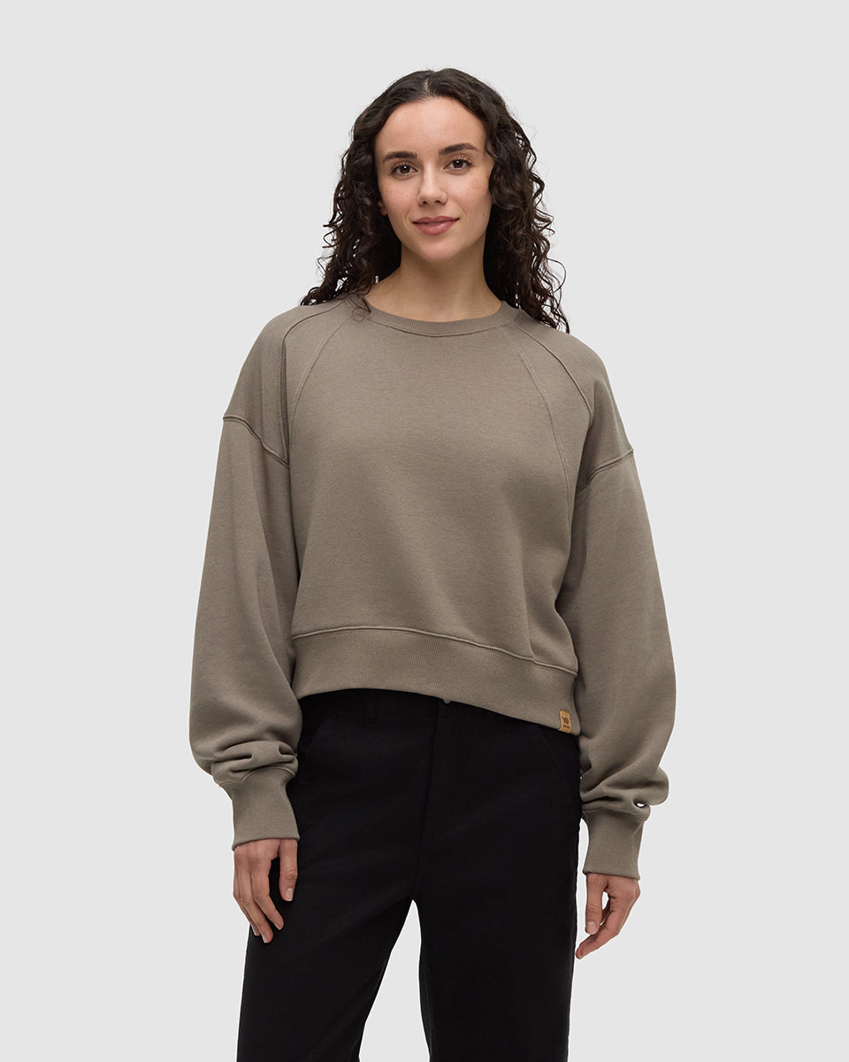 Bluffs Cropped Crew
