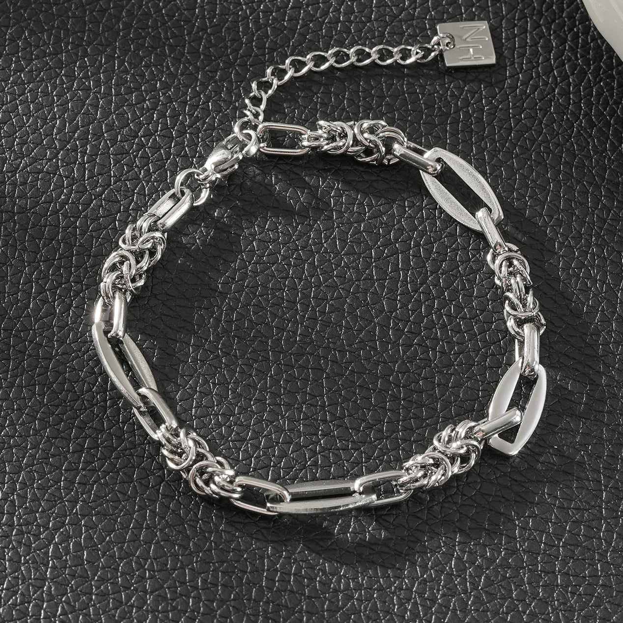 SORRENTO Silver (White Gold): Mixed Link Chain Bracelet
