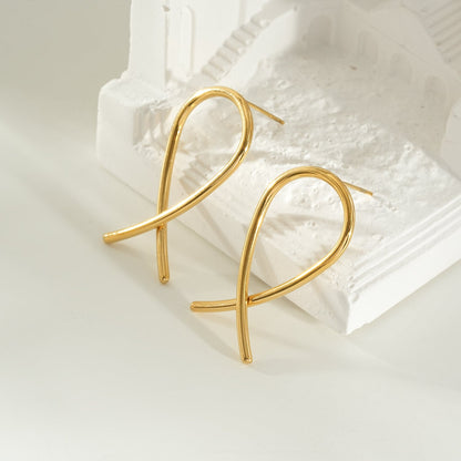 MAEVE Gold: Minimalist Oval Shaped Wire Constructed Stud Earrings