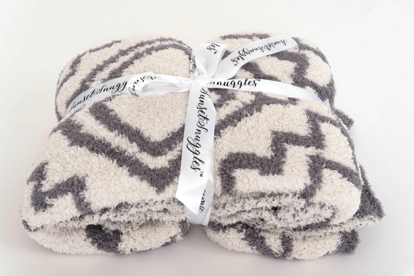 Baby's Breath & Volcanic Glass Diamond Tile Toddler Baby Blanket