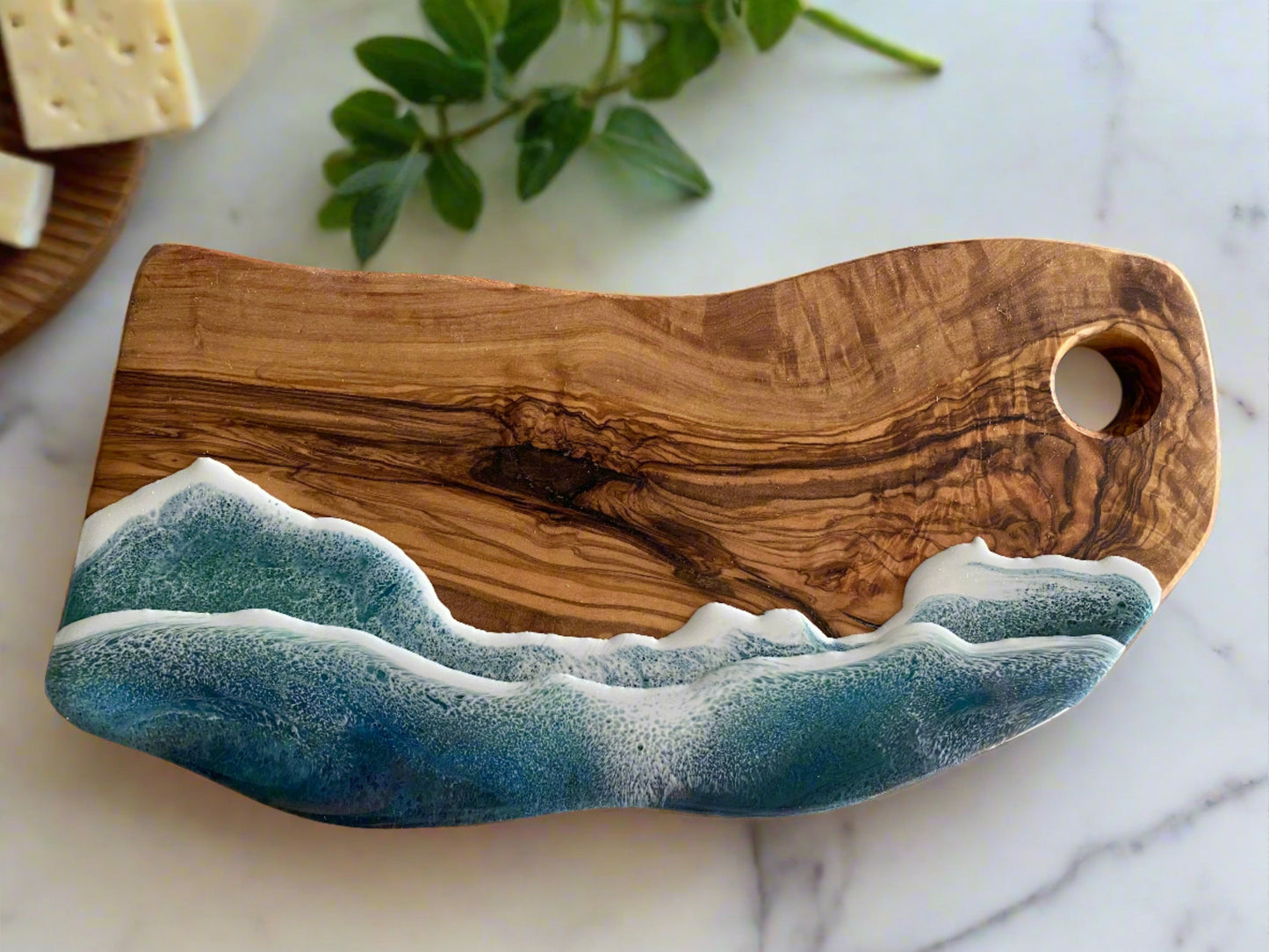 Olive Wood Charcuterie Board - AURABAGS SHOP