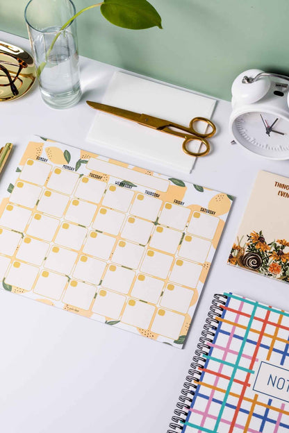 Lemon Monthly Planner - 15 Pages