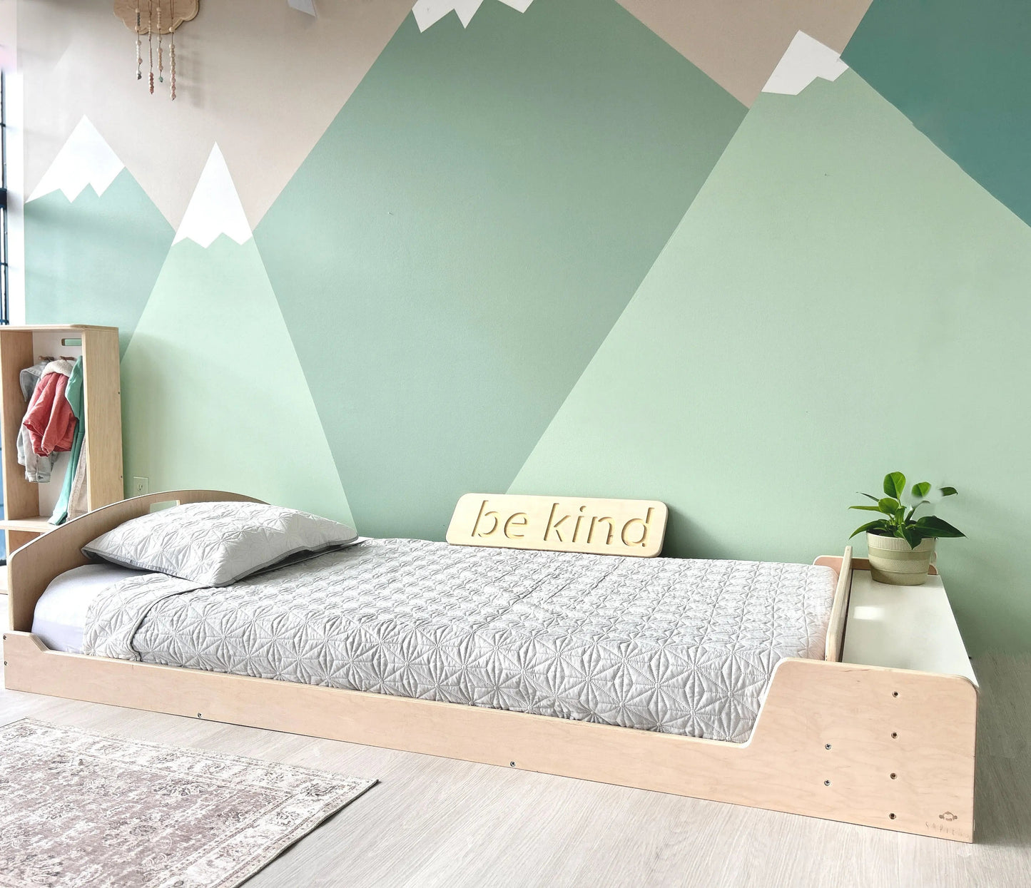 CHERRY TWIN - Montessori Floor Bed with Shelves