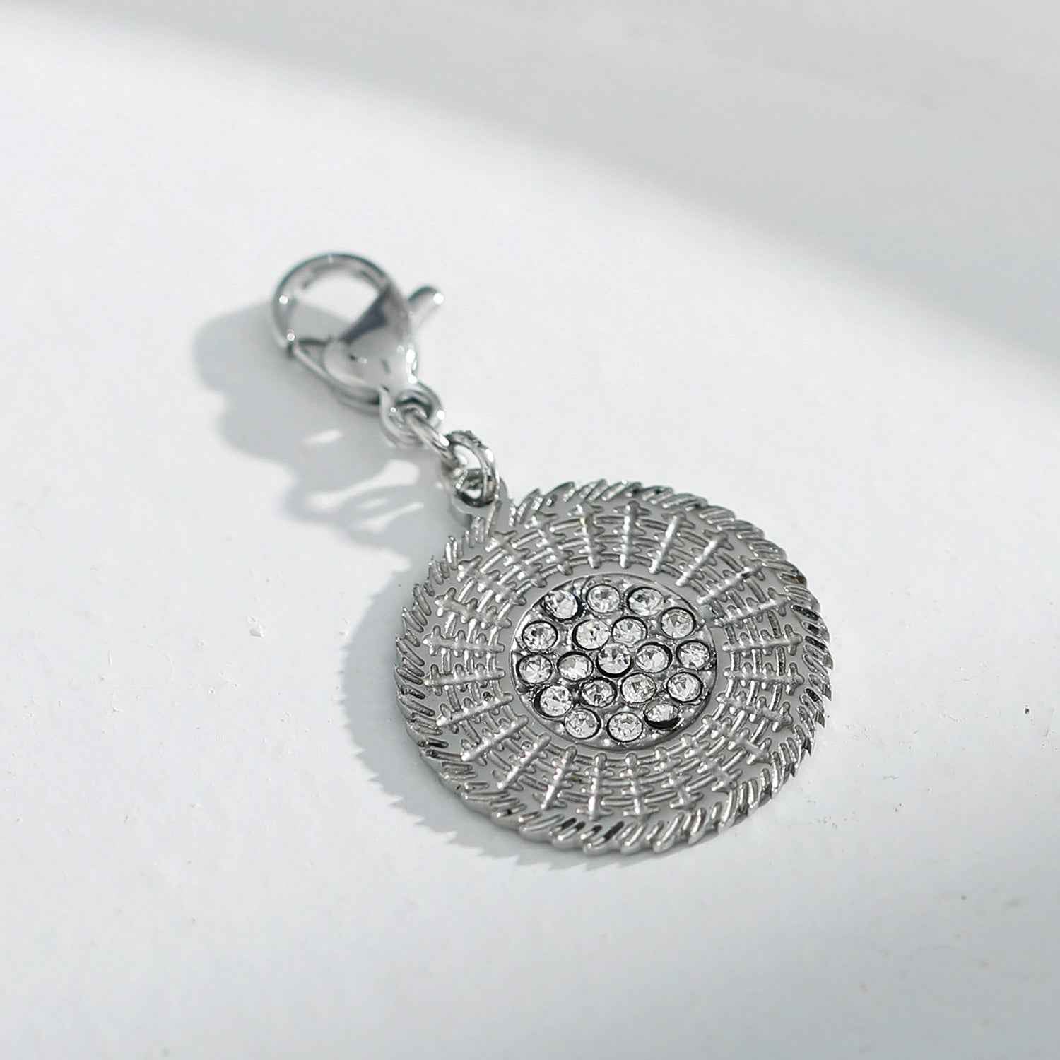 AVERY Charm Necklace Silver