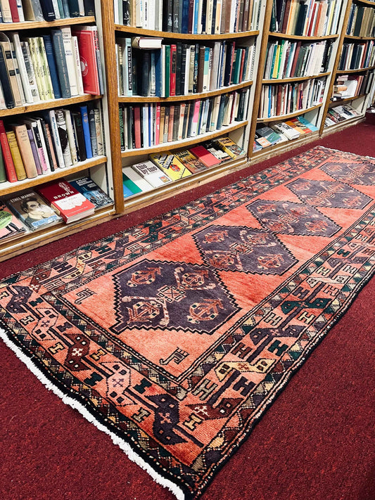 Persian vintage runner | 9’9” x 3’5”