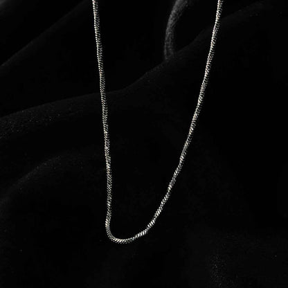 SKAGWAY: Minimalist Twisted Textures Chain Necklace in Silver (White Gold)