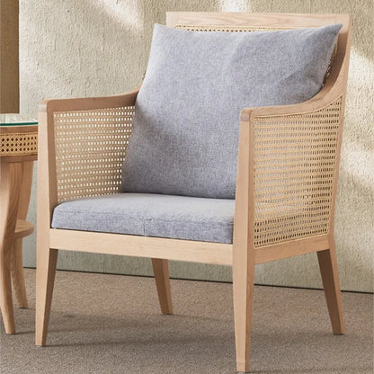 Inamito Chair