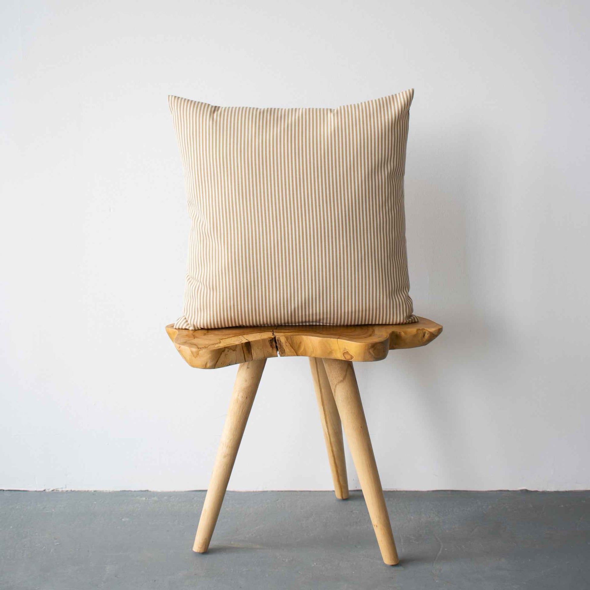 OUTDOOR PILLOW - TAN STRIPE 20"