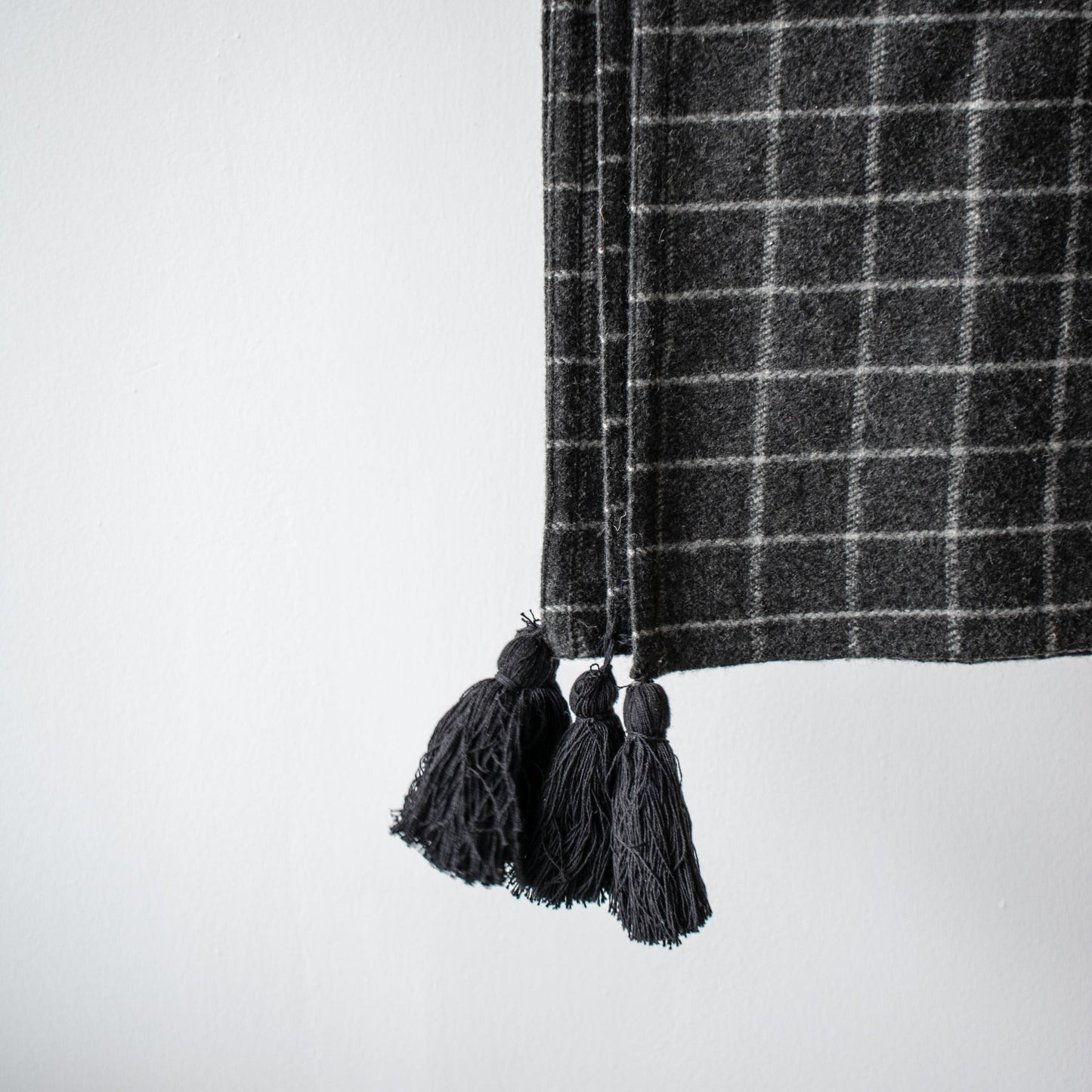 THROW BLANKET - ARMSTRONG