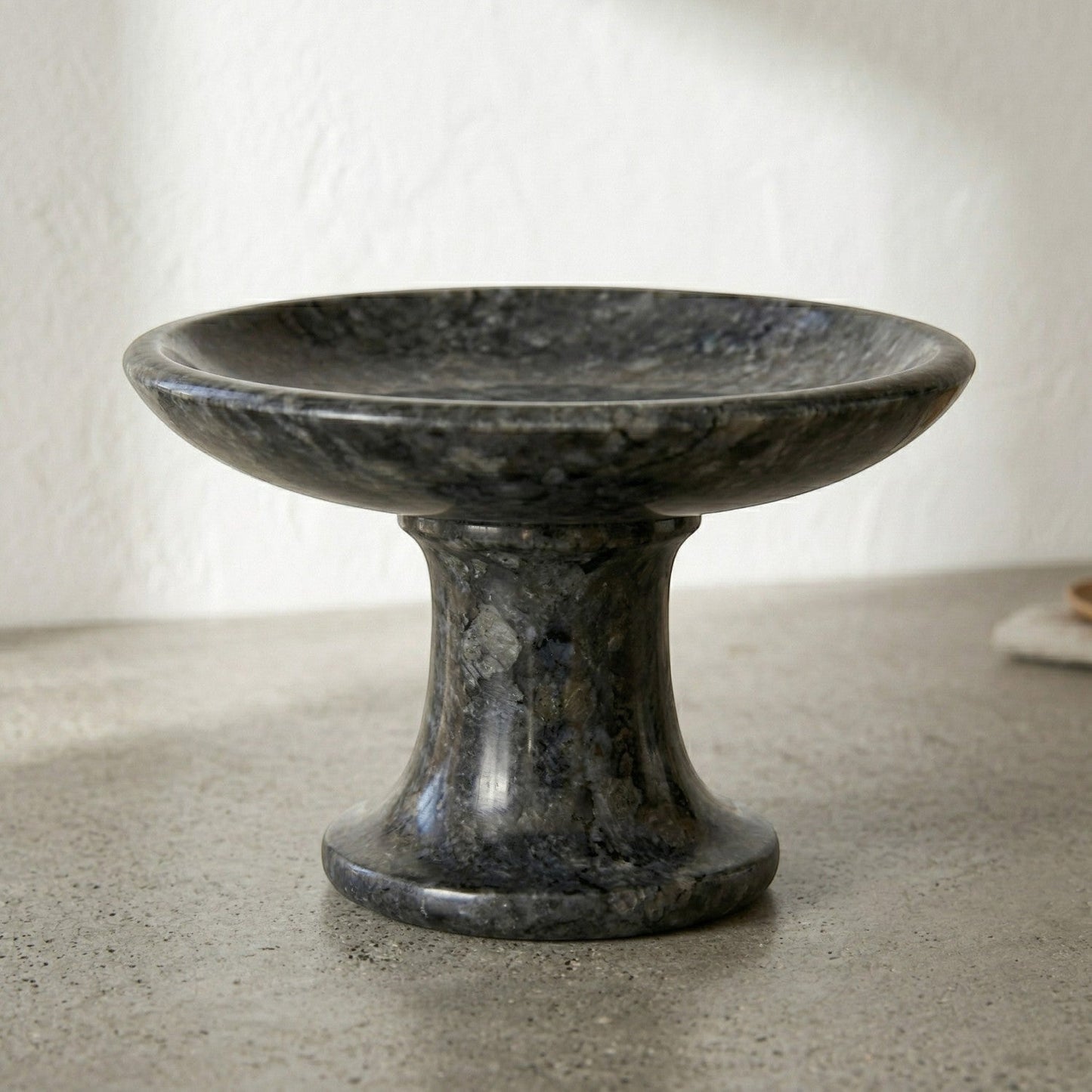 Plateau de service en marbre sur pied - Noir anthracite