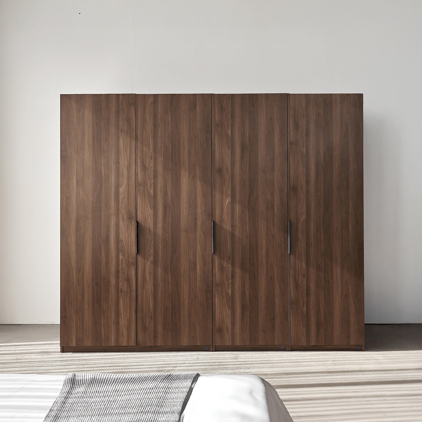 Dalmud 5-Piece Bedroom Furniture Combo Set