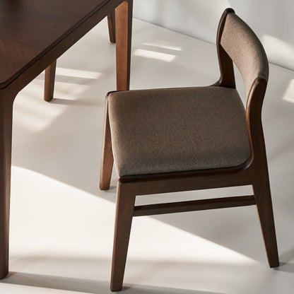 Hobro Dining Set: Acacia Wood Table & Chairs