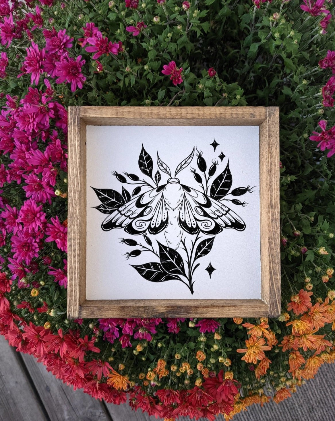 Moth Mini Wood Sign - AURABAGS SHOP
