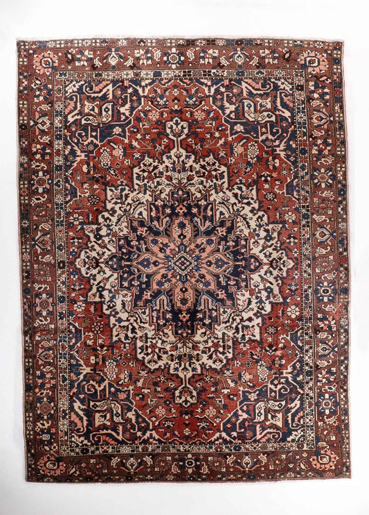 Persian Bakhtiari Rug | 9' 10" x 12' 9"