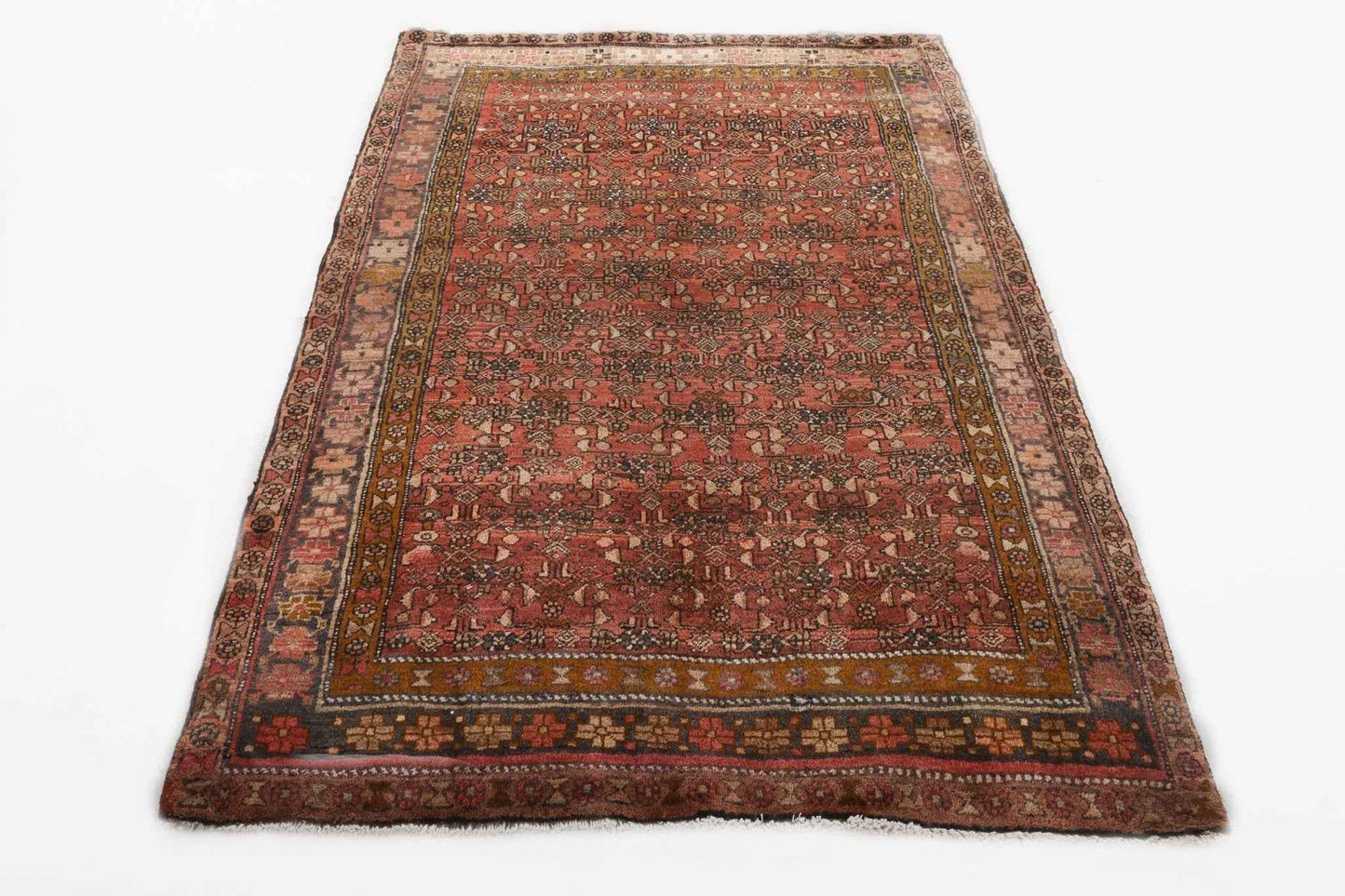 Persian Bidjar Rug | 4' 2" x 5' 9"