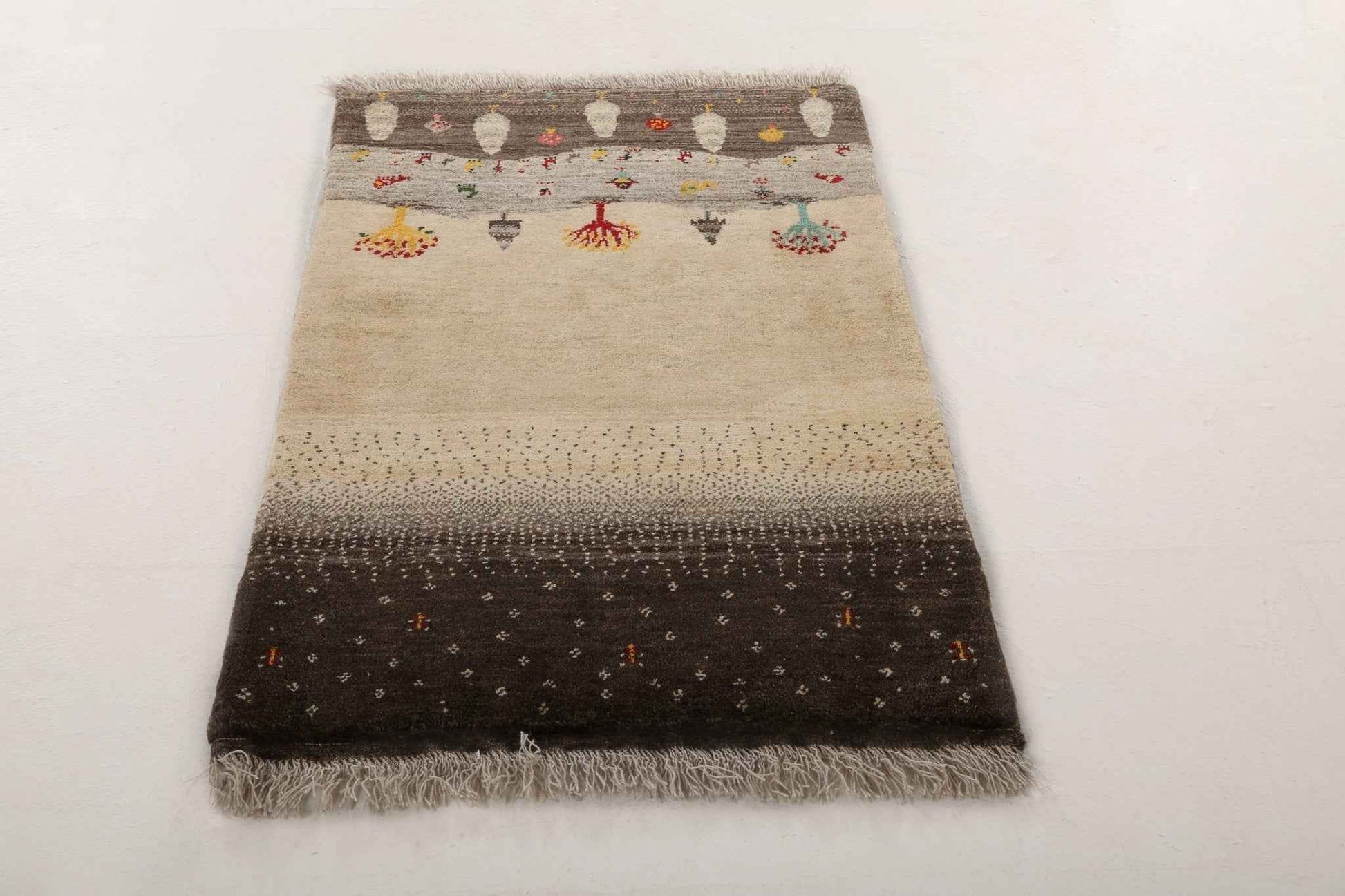 Persian Gabbeh Rug | 2' 9"	x 4'