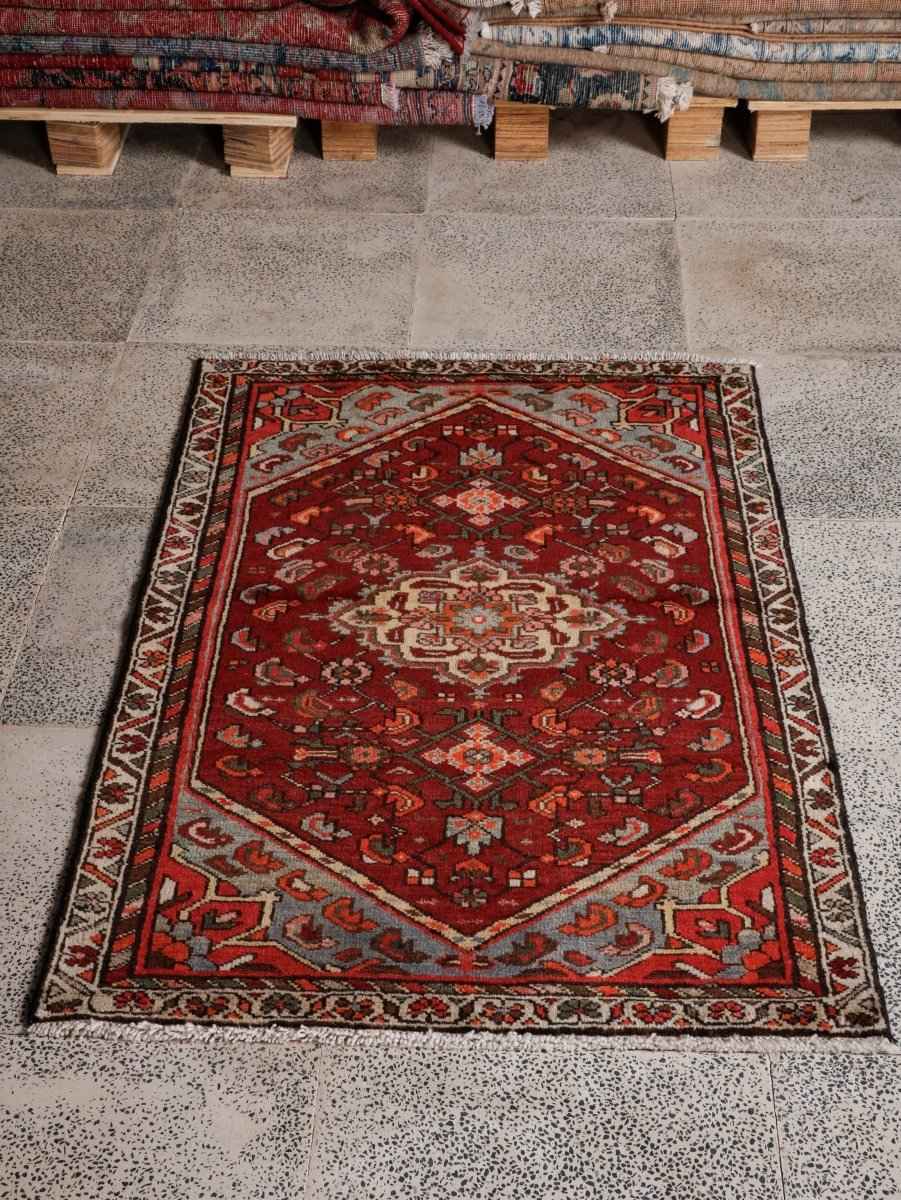 Persian Hamadan Rug | 2' 7” x 3' 10"