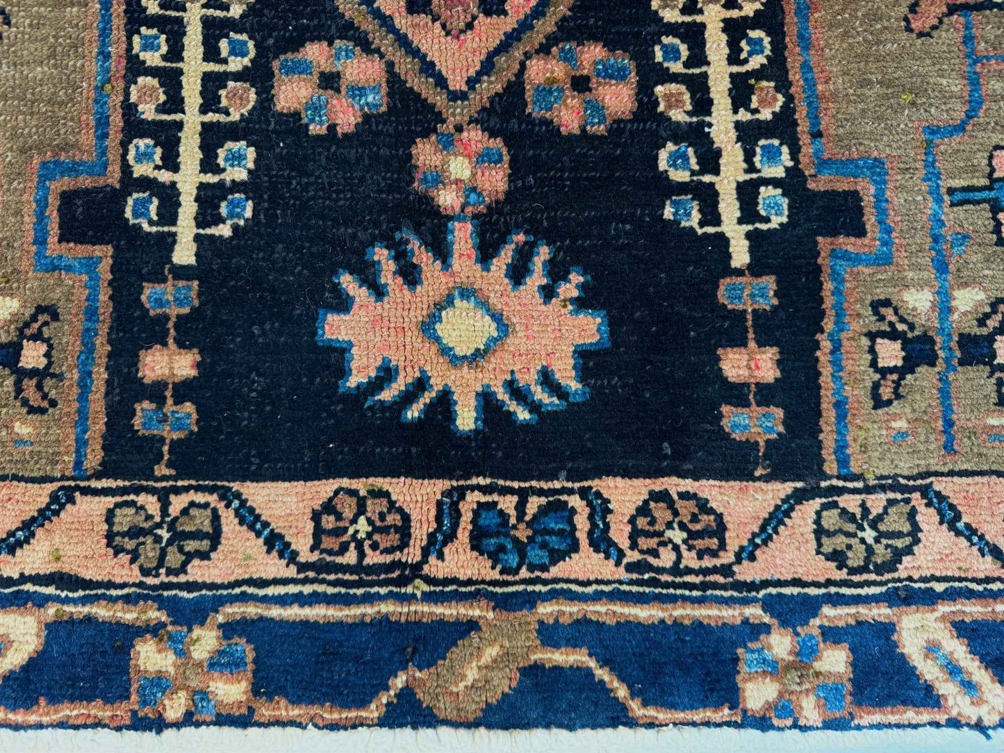 Persian Hamadan Rug | 3' 1” x 4' 5"