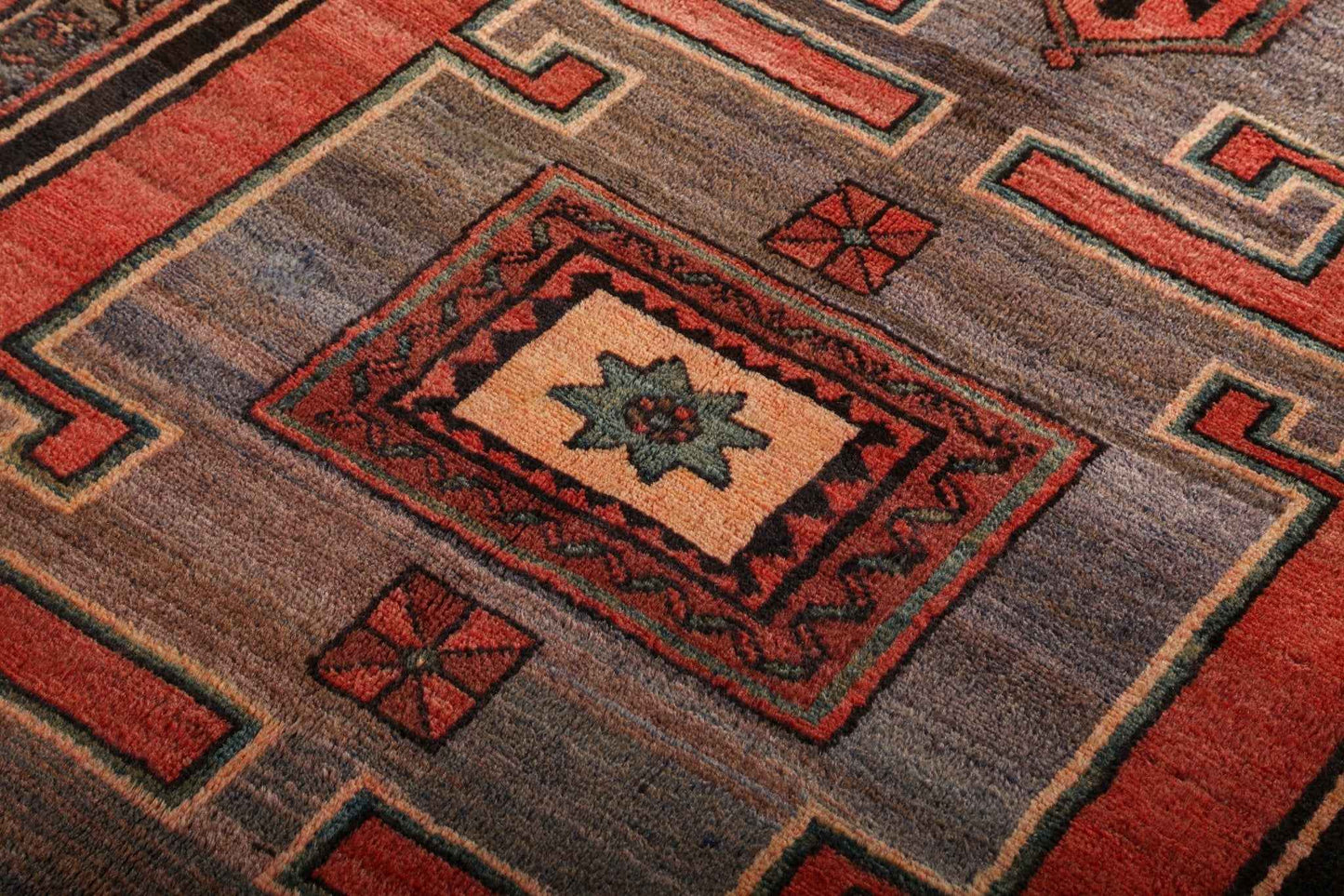 Persian Hamadan Rug | 4' 5" x 7' 6"
