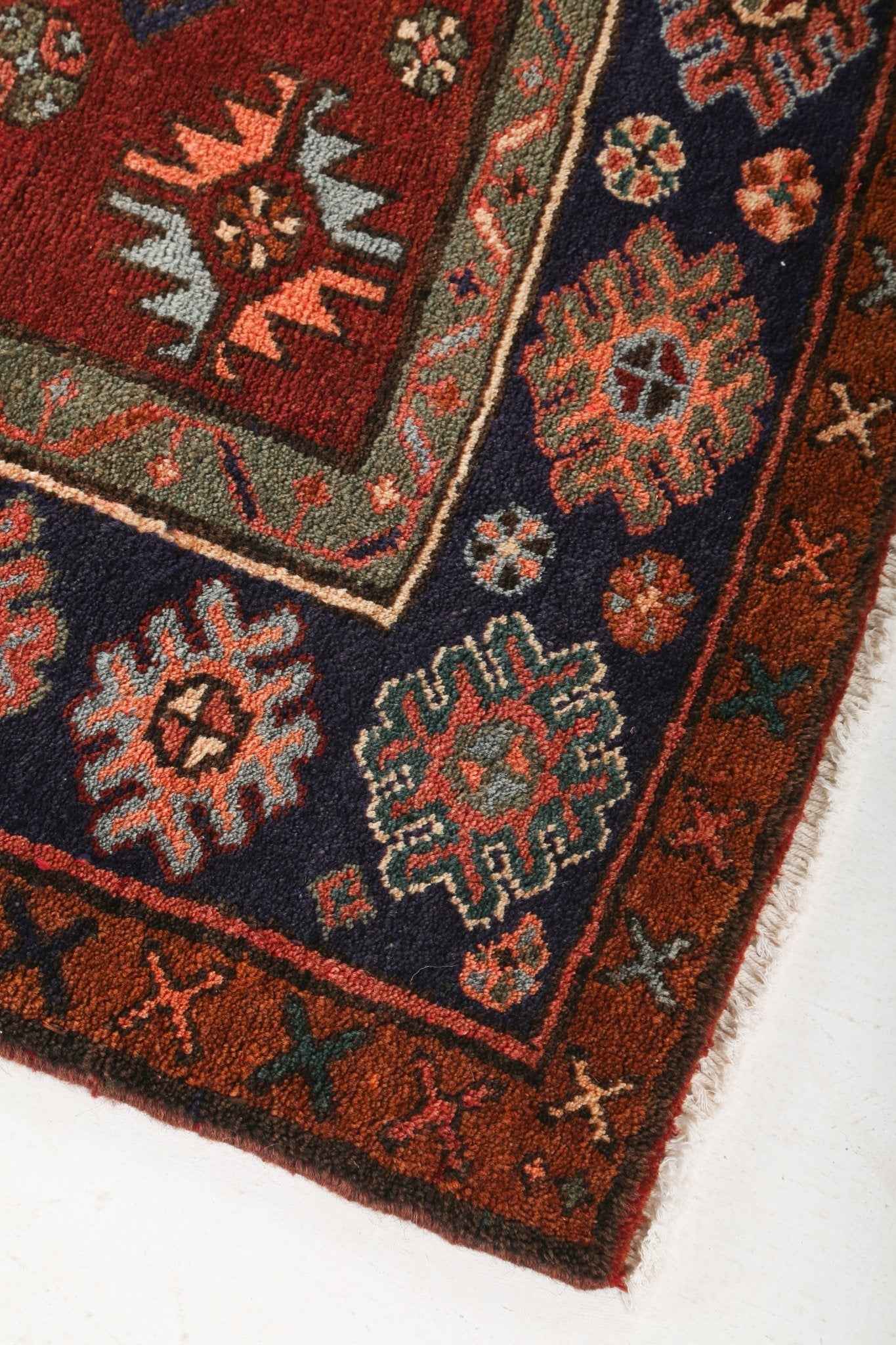 Persian Jozan Rug | 3' 11" x 7' 8"