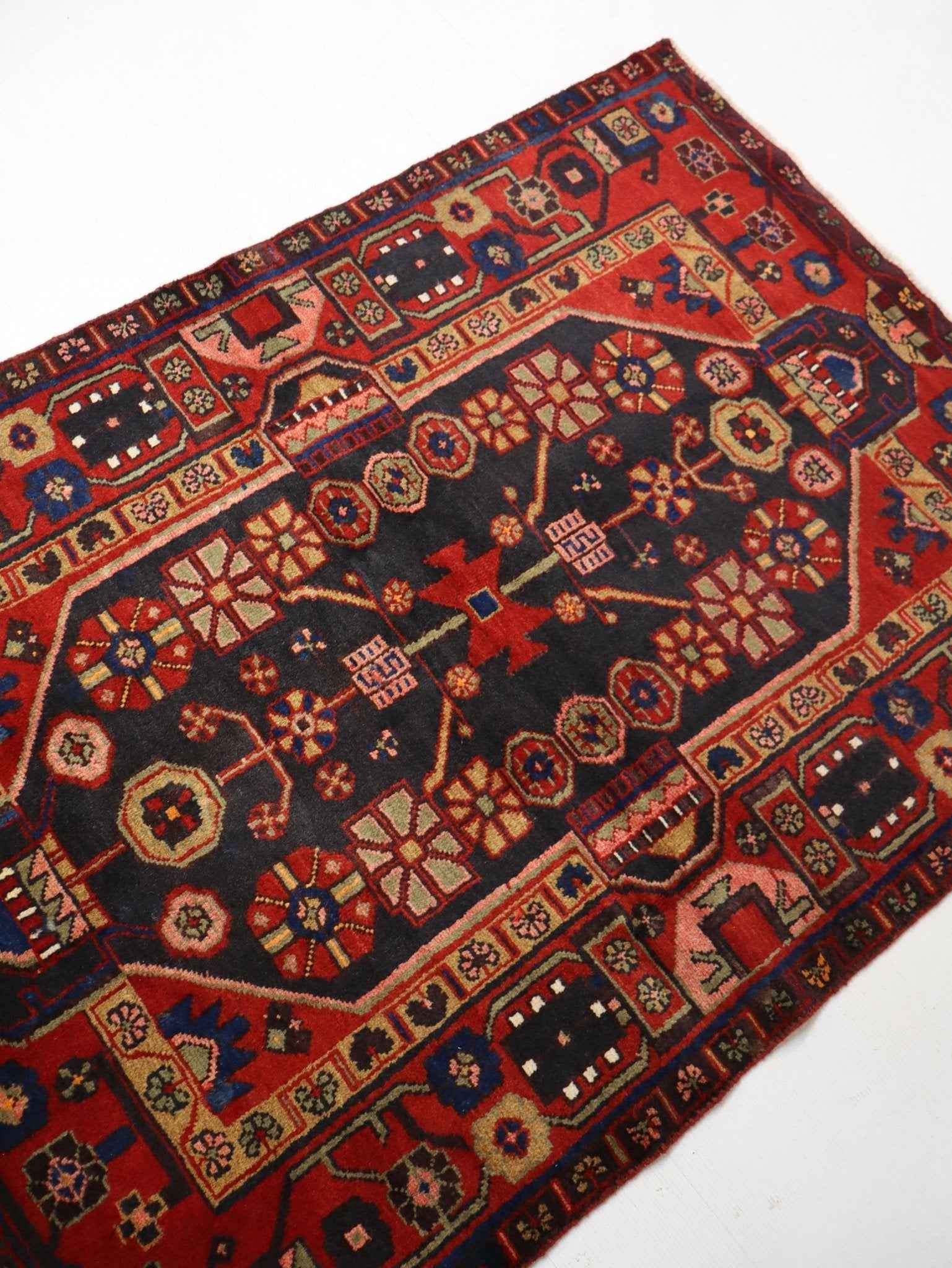 Persian Hamadan Rug | 3' 9” x 5' 3"