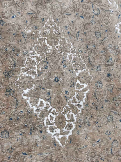 Persian Kashan Vintage Rug | 8' 1" x 13’