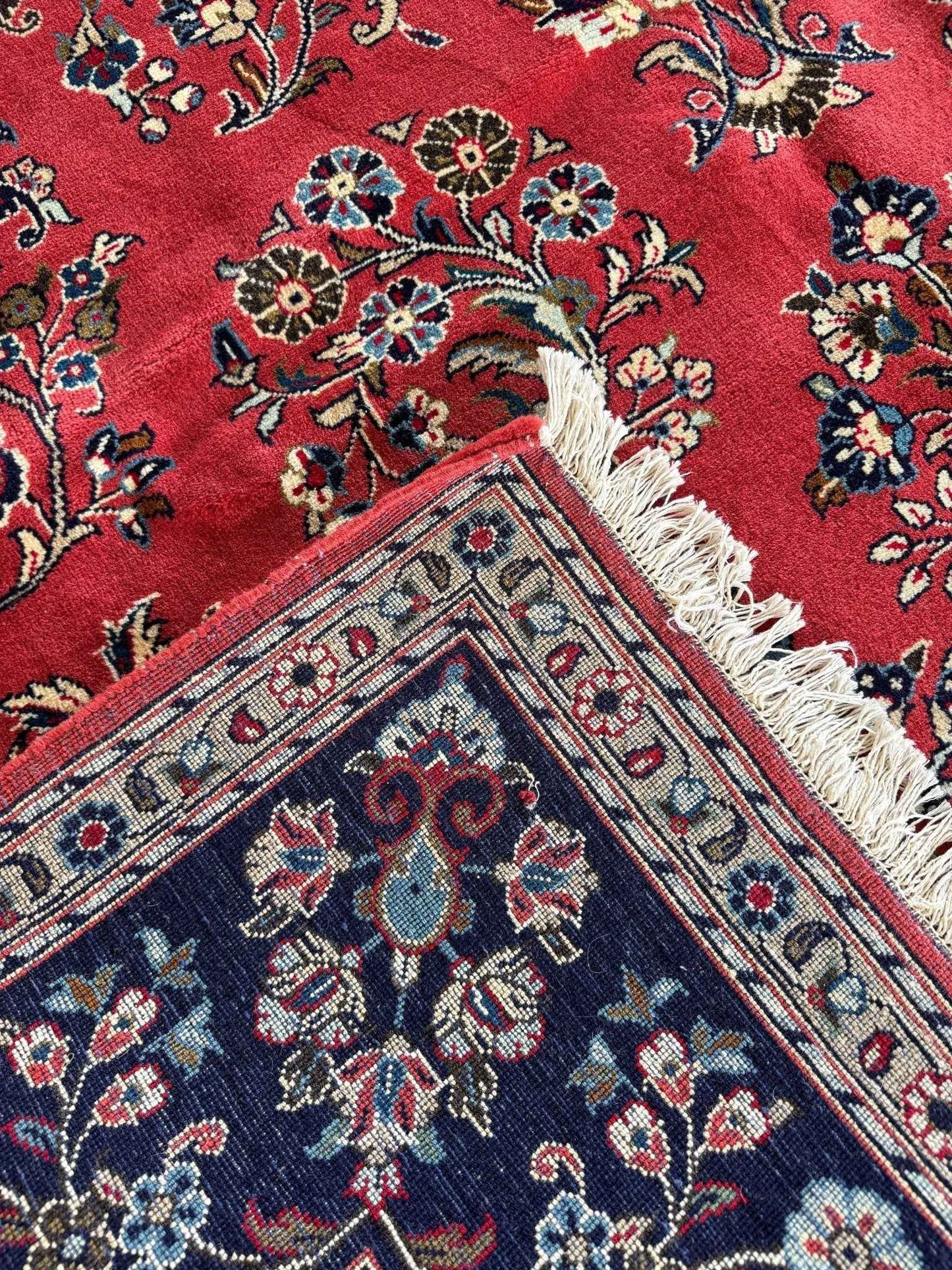 Persian Sarouk Rug | 6' 11" x 9' 10"