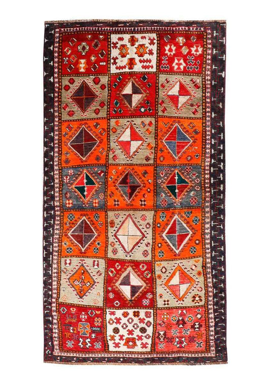 Persian Shiraz Rug | 4' 2” x 7' 10"