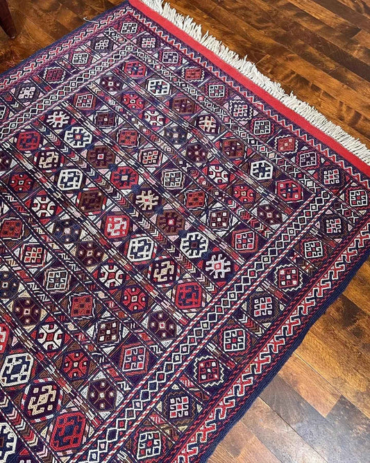 Persian Suzani Kilim | 5' 6" x 5'