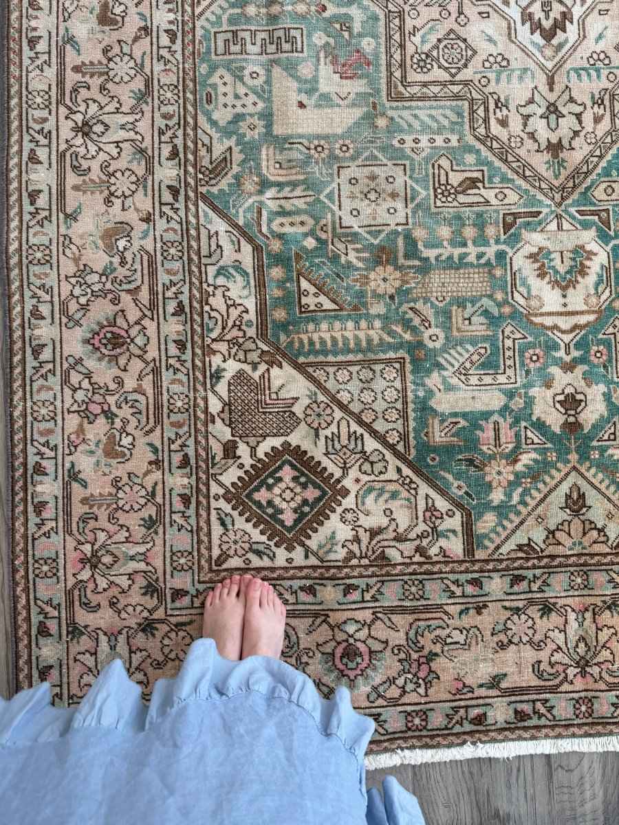 Persian Tabriz Heriz Rug | 6' 6" x 9' 6"