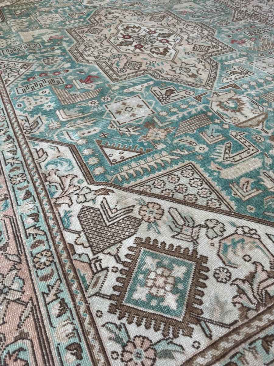 Persian Tabriz Heriz Rug | 6' 6" x 9' 6"